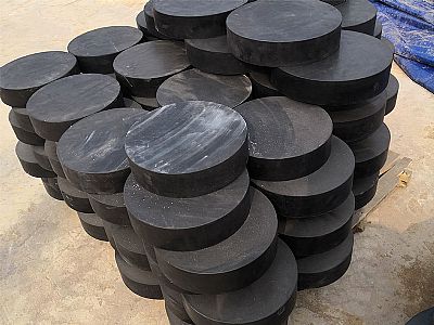 克山县板式橡胶支座由若干层橡胶片与薄钢板经加压硫化